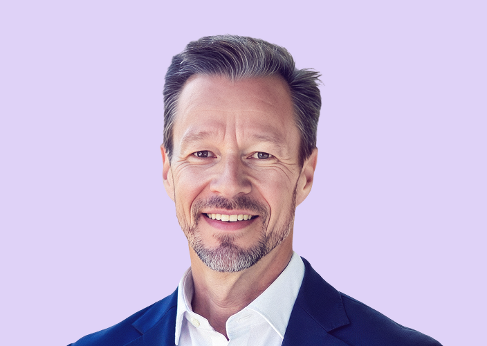 Tim Davis Headshot